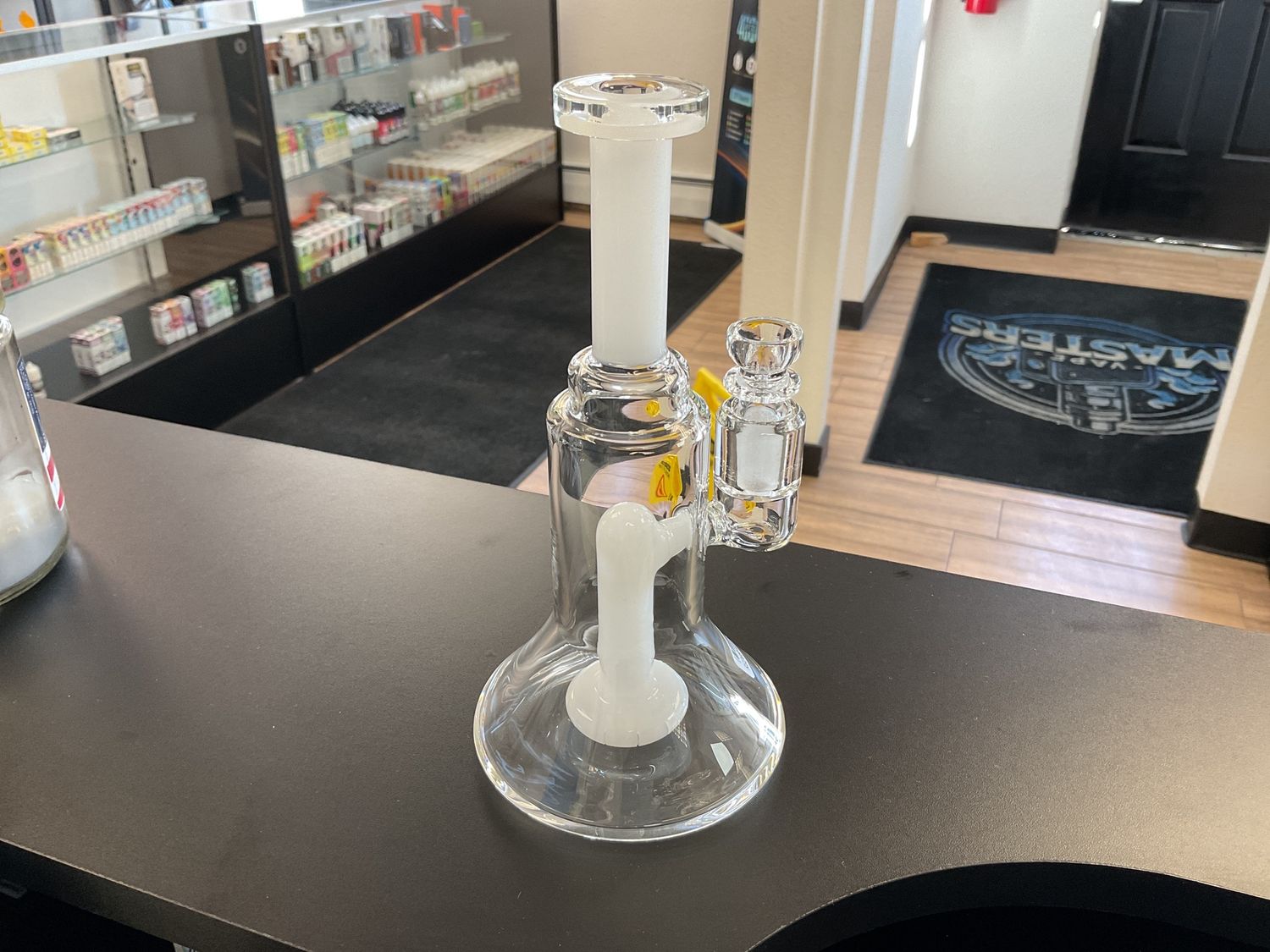 7.5in Bell bottom water bong white