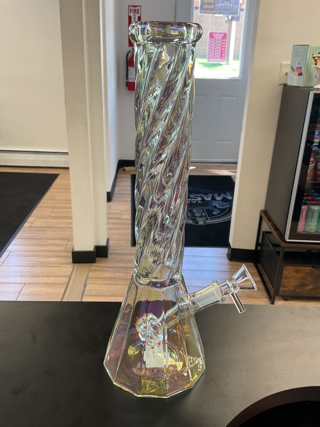 12in Twisted Electroplated water bong
