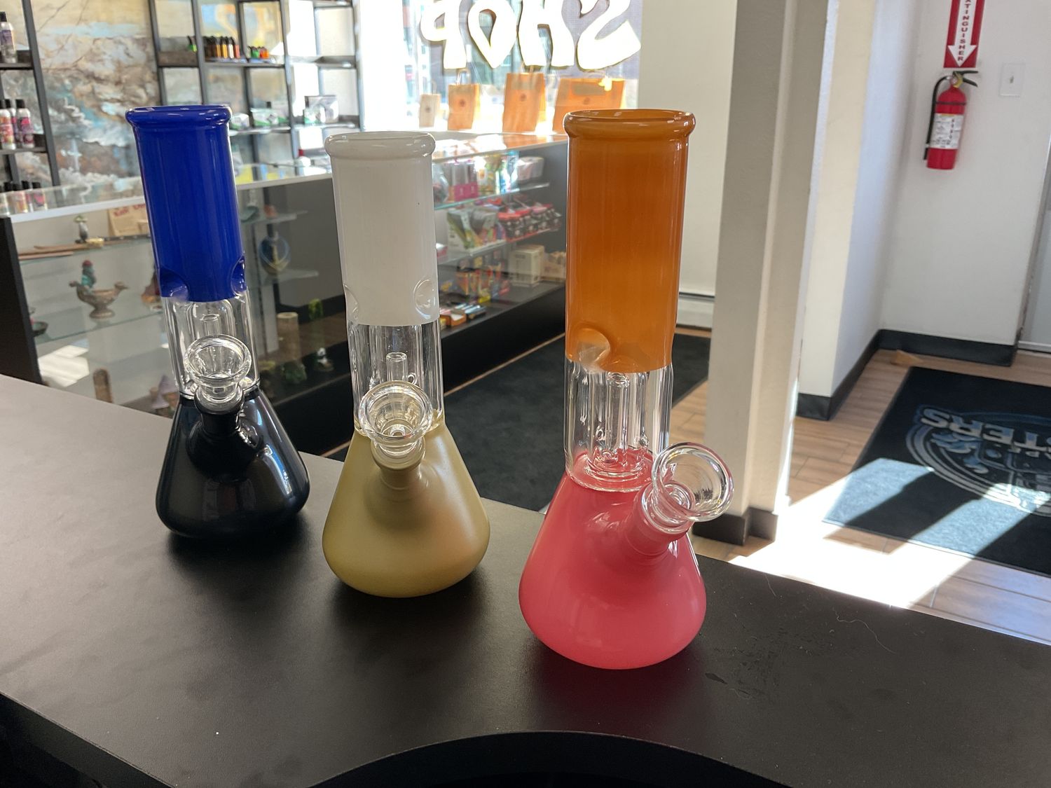 8in Single Perc two tone water bong