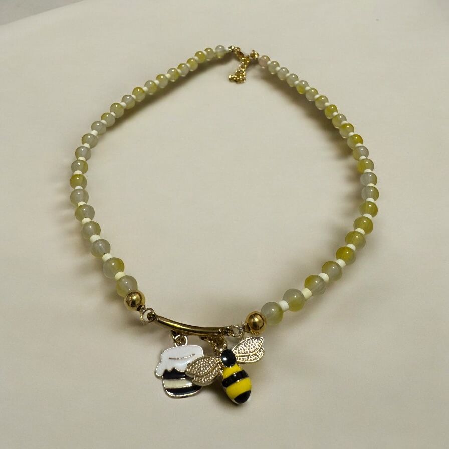 Collana Ape