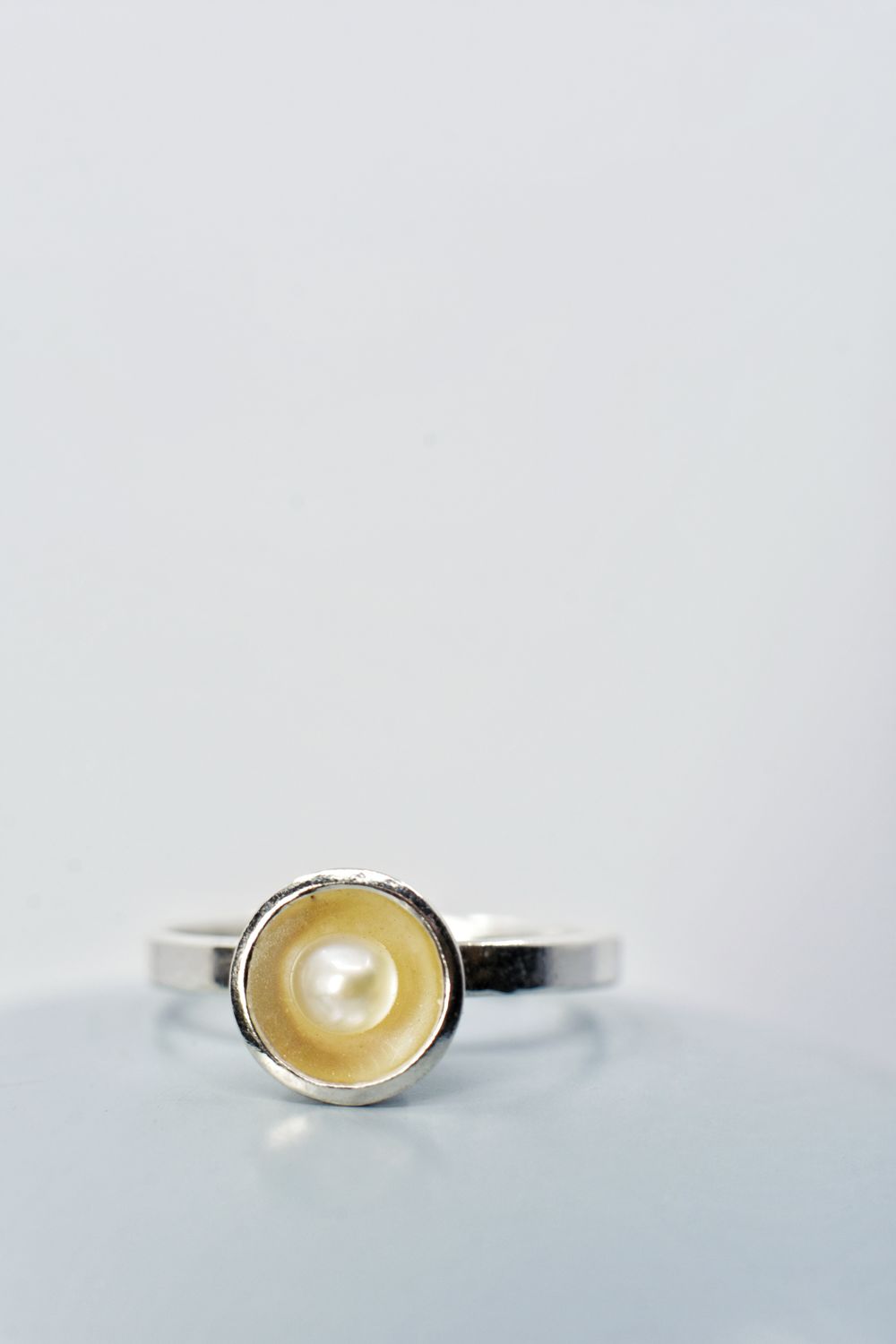 Drogocenna perła - pierścionek