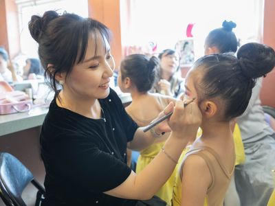 Makeup & Style