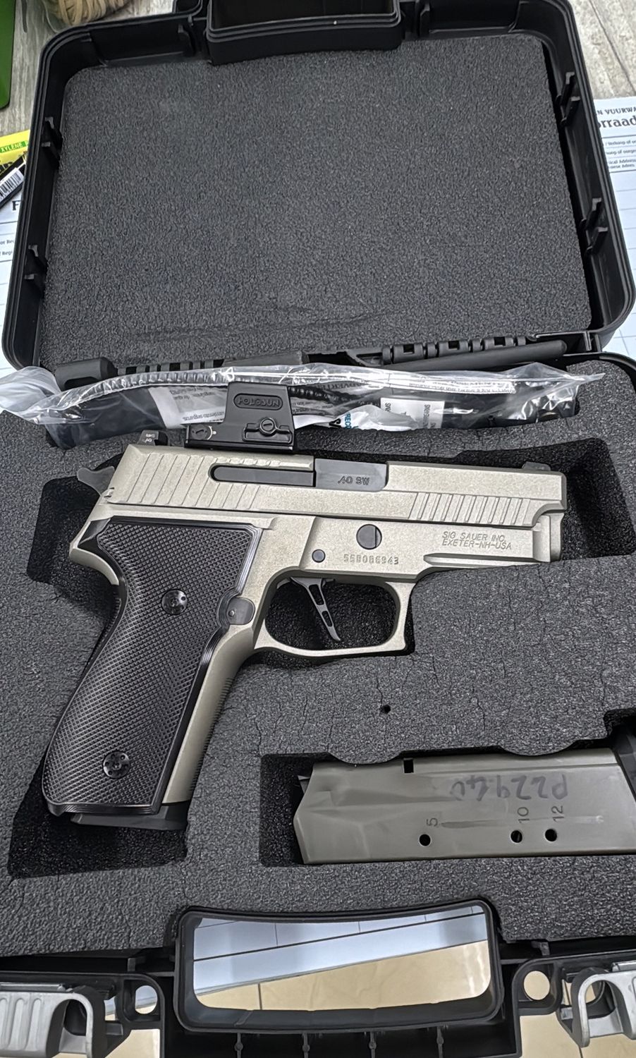 893/24 2ND HAND SIG SAUER P226 40S&amp;W WITH HOLOSUN EPS CARRY