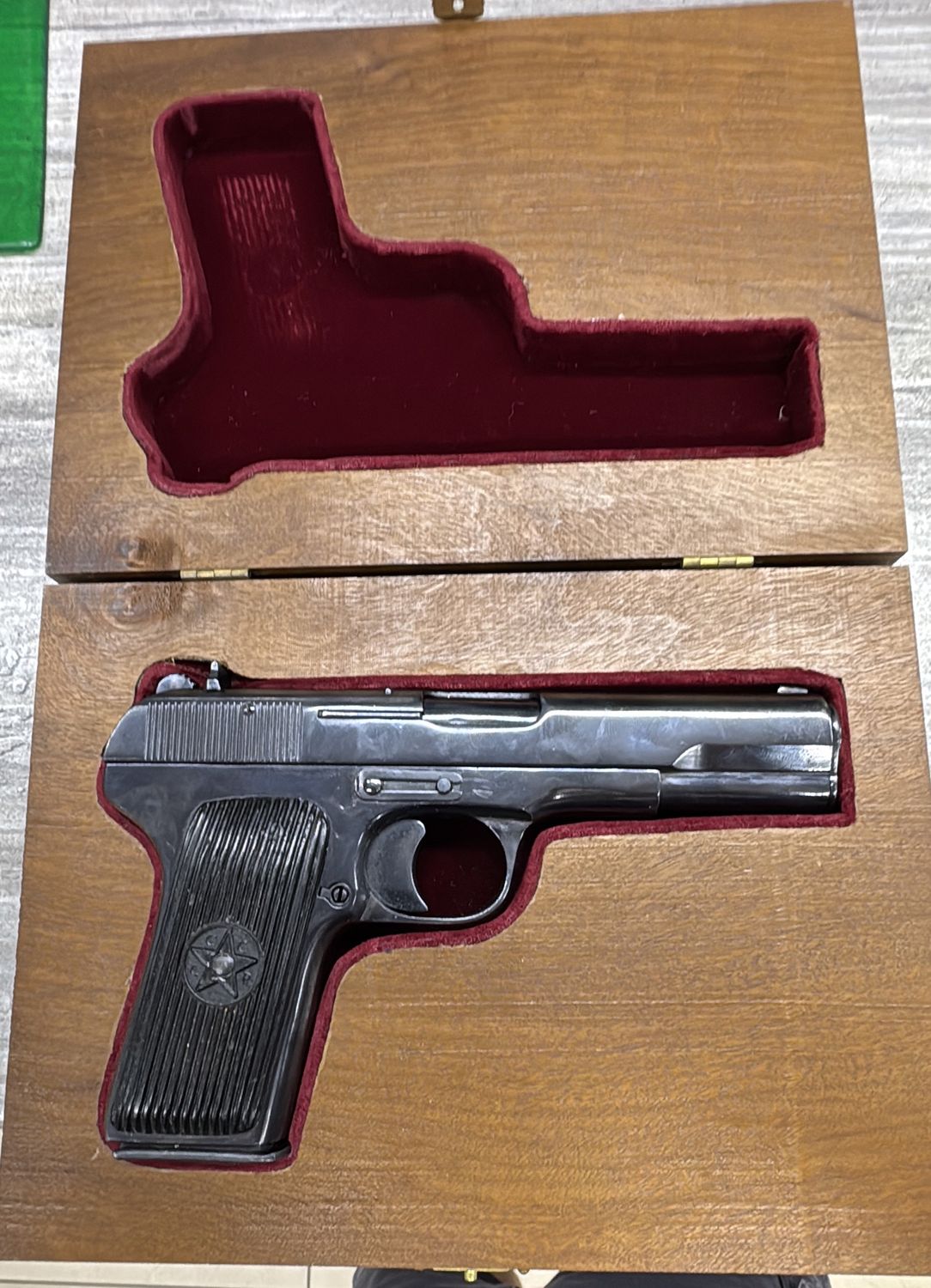 734/24 2ND HAND TOKAREV 7.62x25 WITH WOODEN CASE