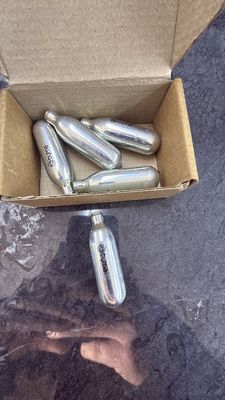 BYRNA CO2 BOXES 10 COUT (8GRAM)