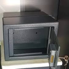 SAFE DEPOT EXTRA LARGE HANDGUN SAFE 250MM (H) X 350 (W) X 250MM (D)