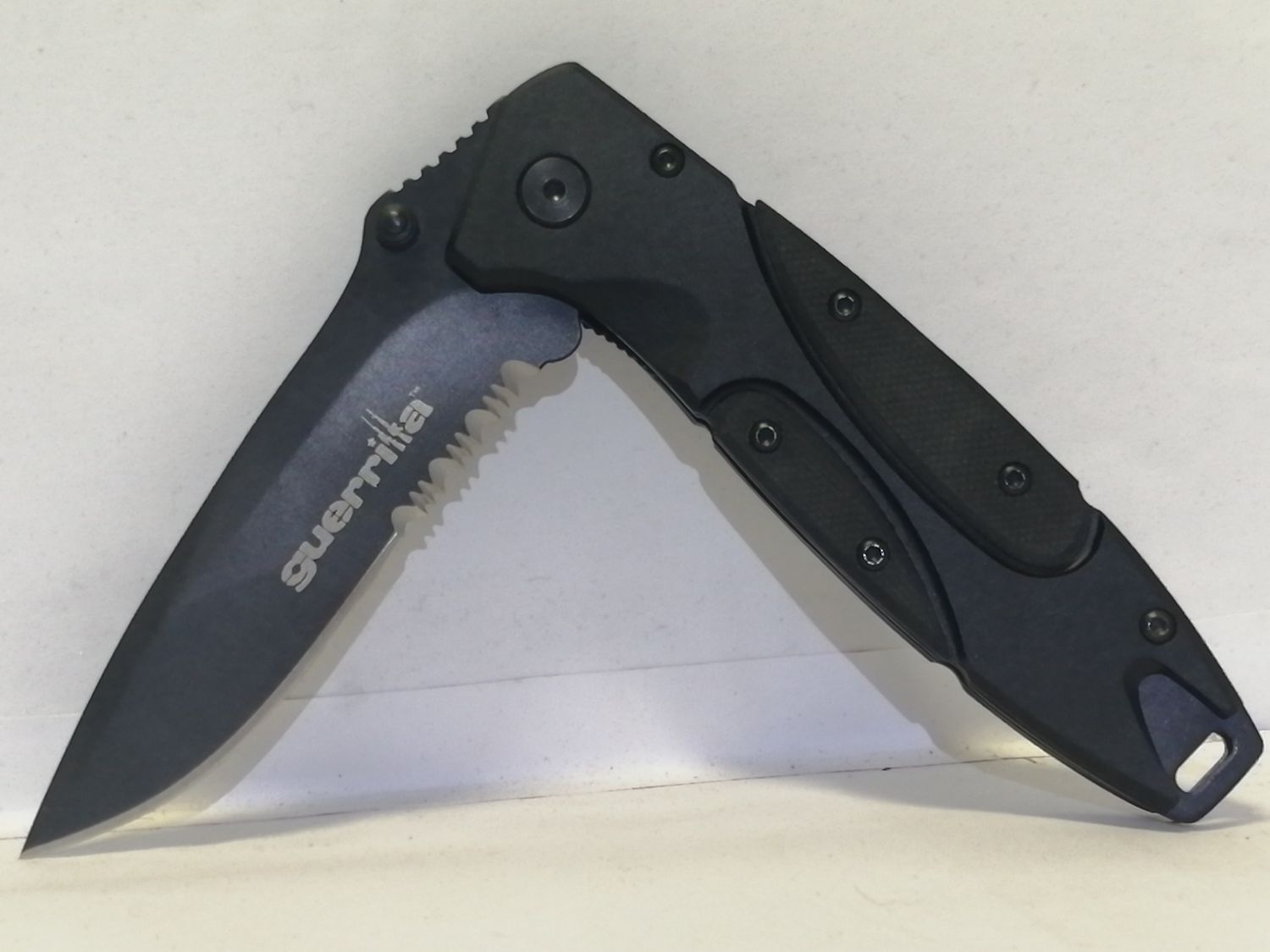 GUERRILLA HANDMAN KNIFE