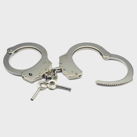 NICKEL PLATED STEEL HAND CUFFS
