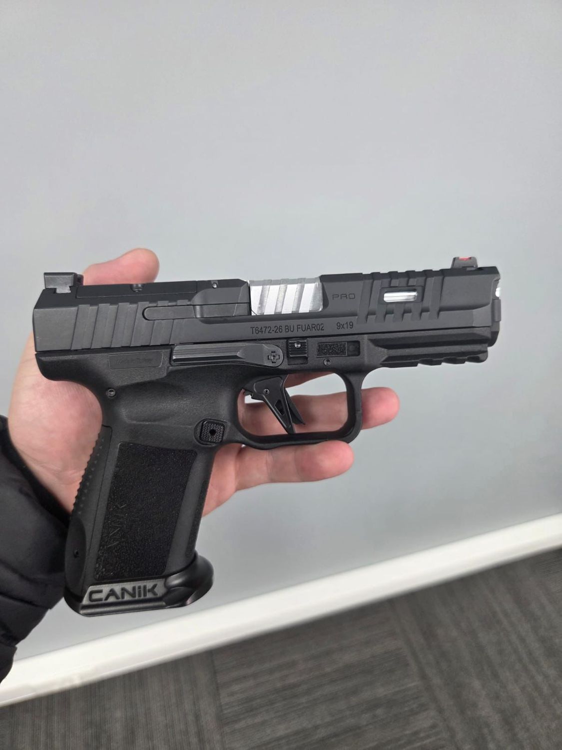CANIK METE SF PRO BLACK 15-18