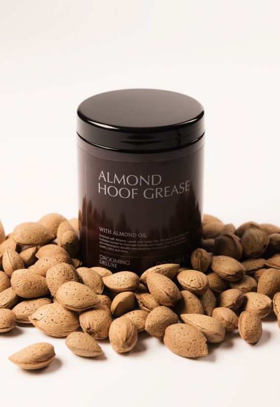 Grooming Deluxe Almond Hoof Grease