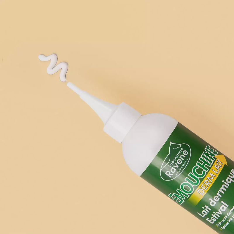 Ravene Emouchine Derm