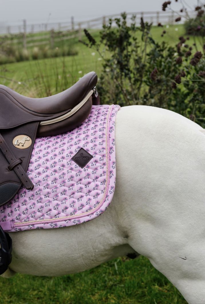 Kentucky Zadeldoek Sammy Collection Jumping