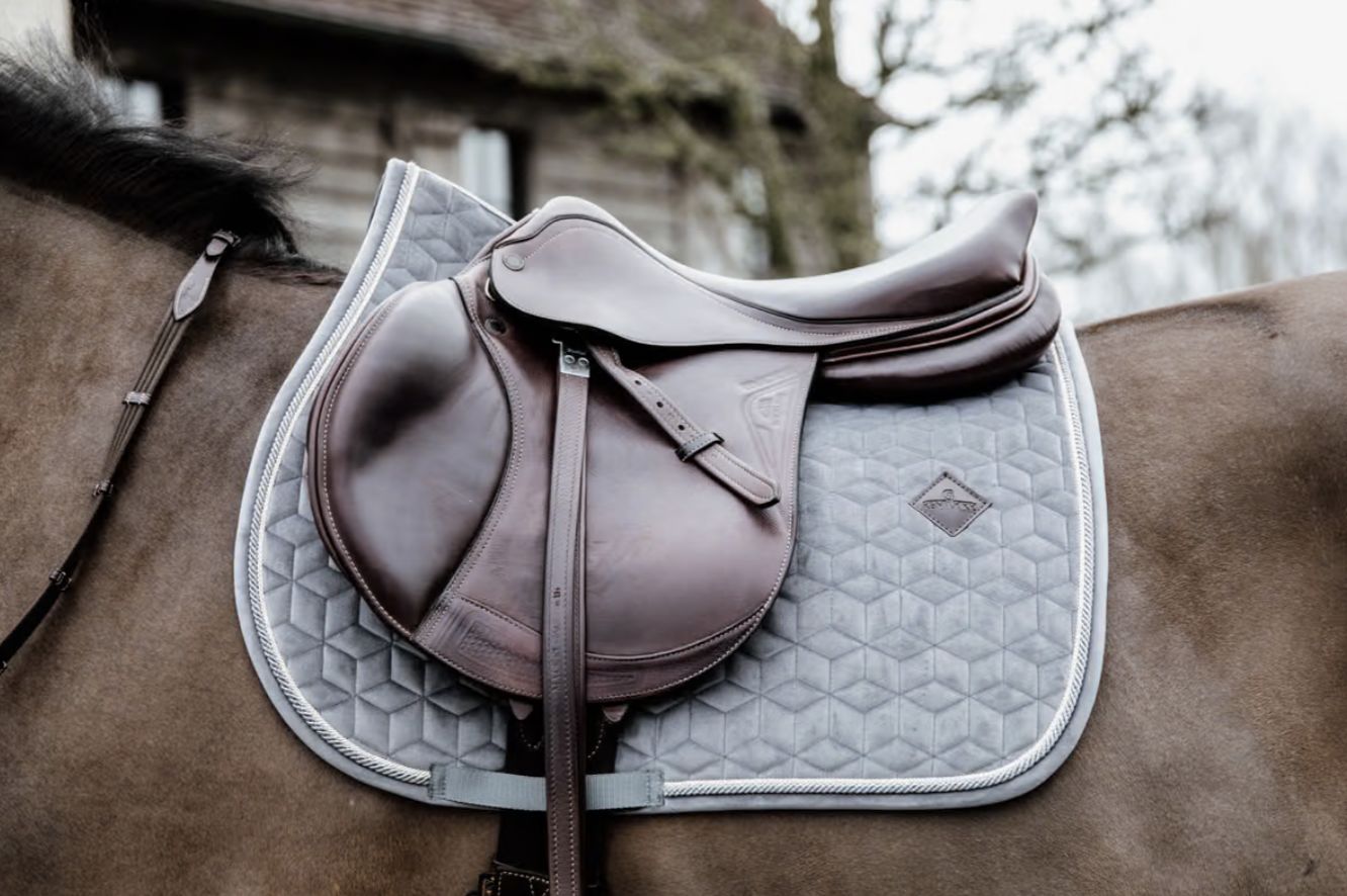 Kentucky Zadeldoek Basic Velvet jumping