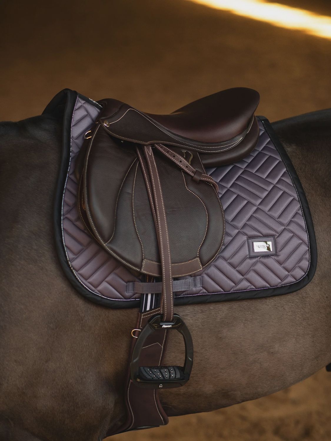 Equestrian Stockholm zadeldek modern Dark Violet