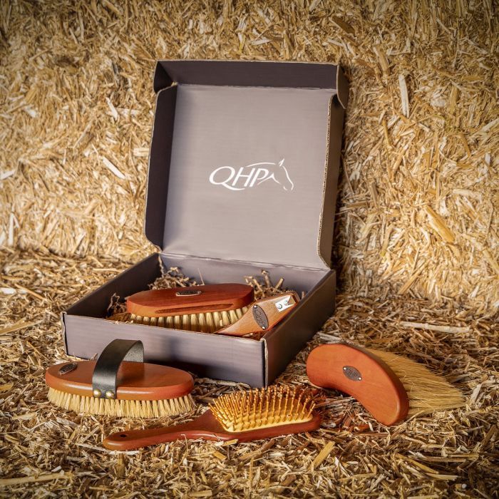 QHP grooming set royale