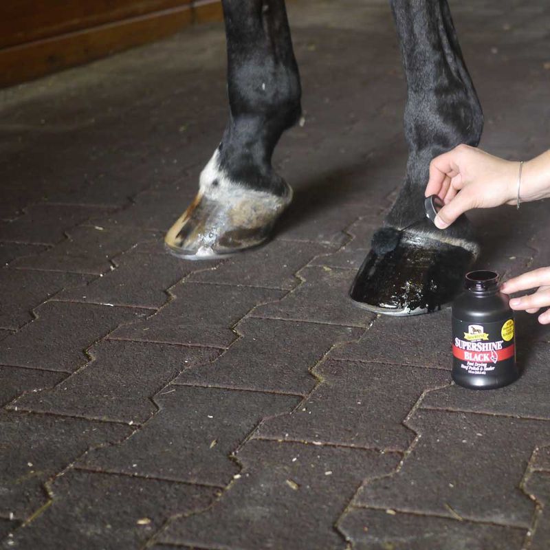 Absorbine Supershine Black