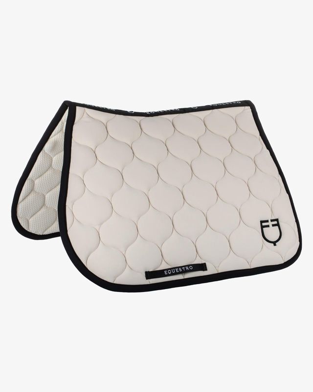Equestro jumping onion quilt zadeldek