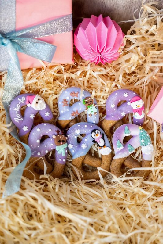 Candy Horse pretzels Christmas 2025