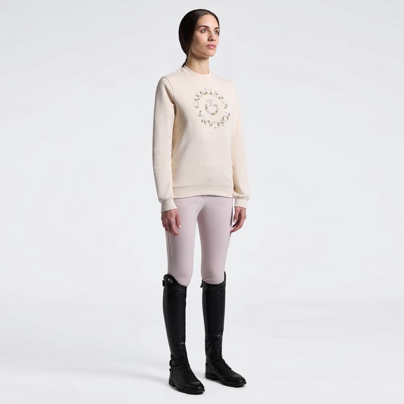 Cavalleria Toscana foton with floral embroidery