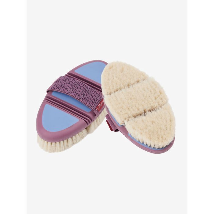 Lemieux flexi goat hair Brush powder blue