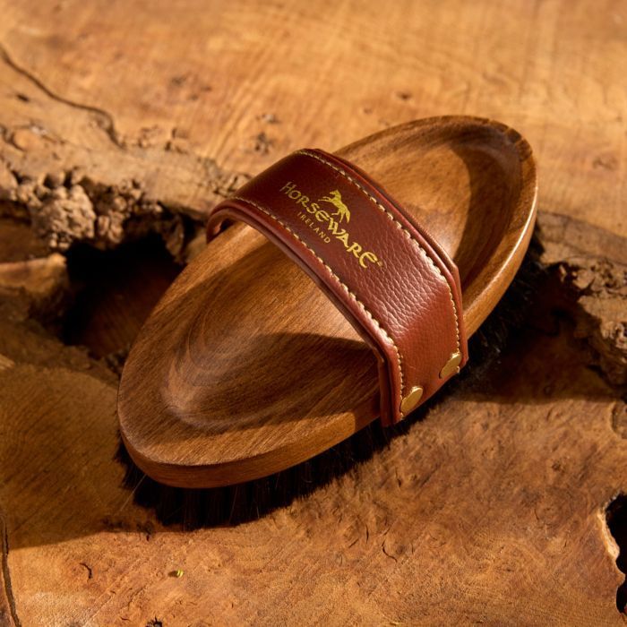 Horseware signature polish Brush