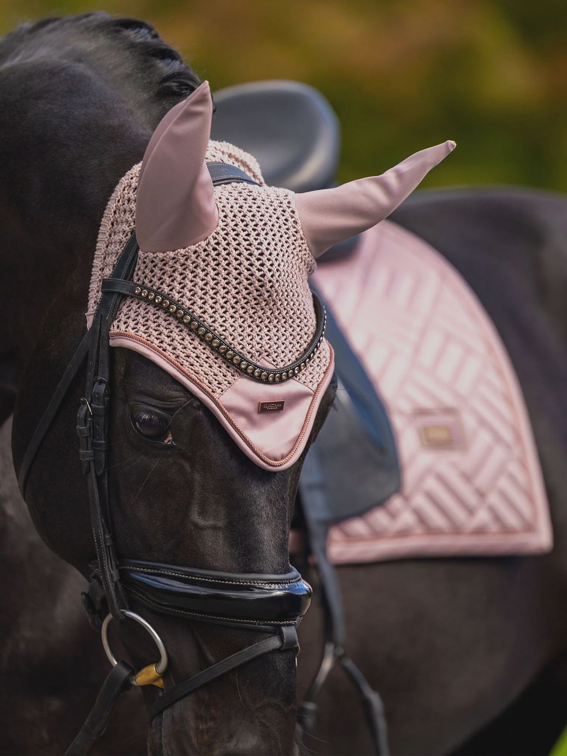 Equestrian Stockholm Oornetje Midsummer Blush
