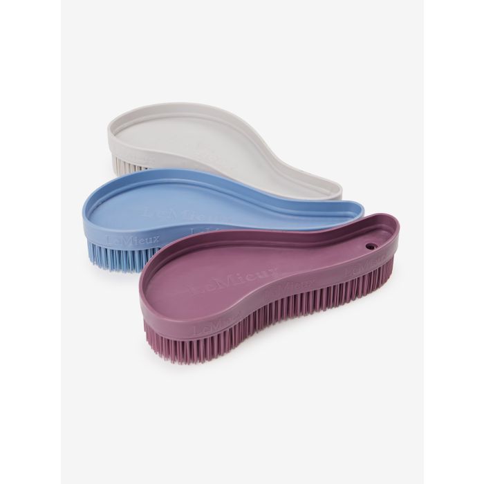 LeMieux Wizard brush