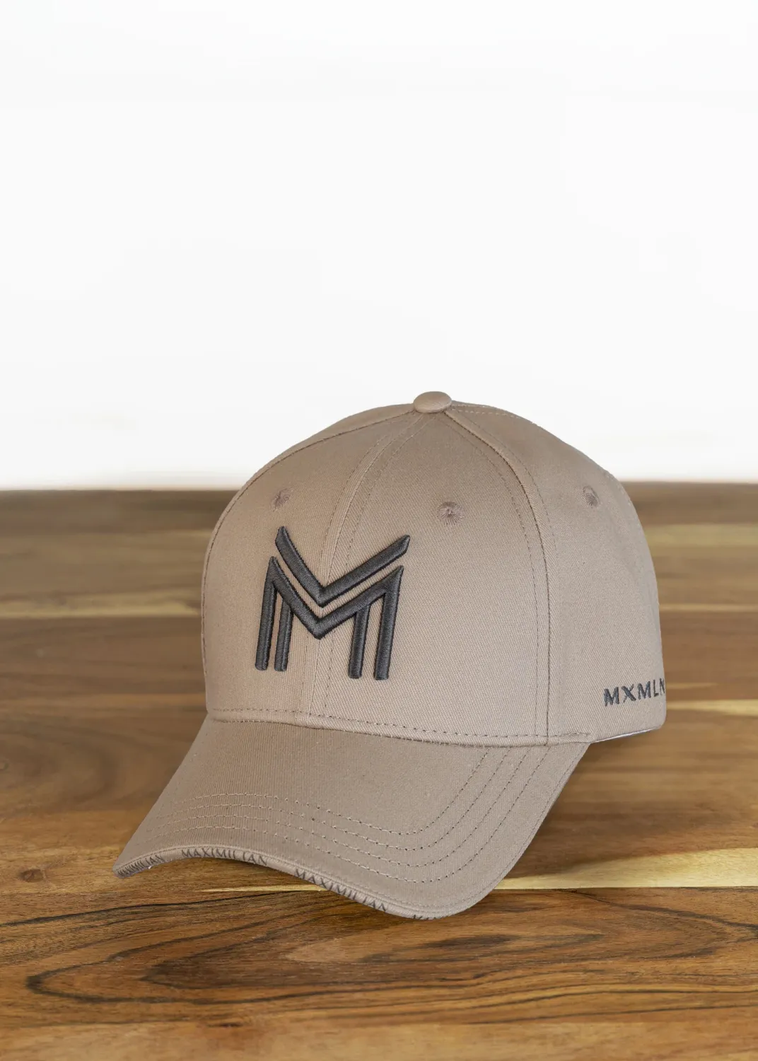 Maximilian Cap