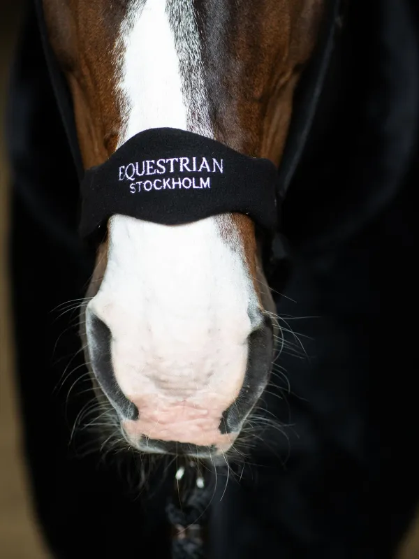 Equestrian Stockholm Anatomic fleece halster black