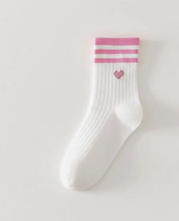 College Style Heart Crew Sock Pink
