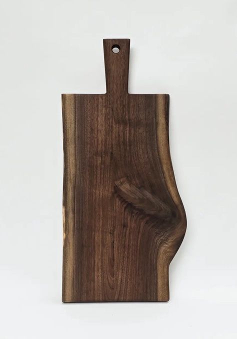 The Live Edge Cutting Board