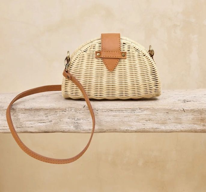 Ivory Rattan Clamshell Clutch and Crossbody