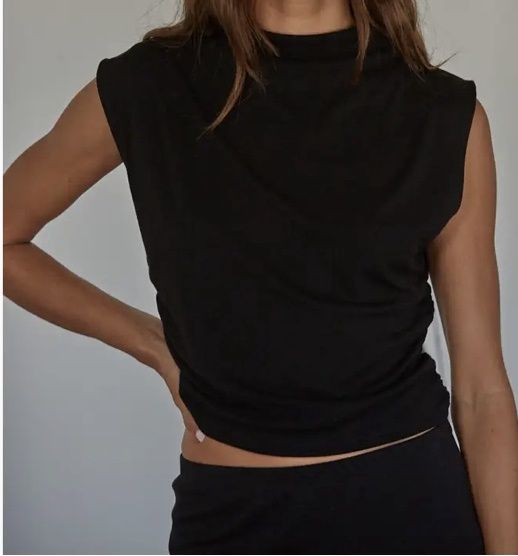 RJ3106 | Knit Jersey Ruched Side Detail Mock Neck Top