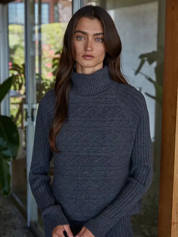 W2341T | Knit Sweater Turtleneck Raglan Pullover Top