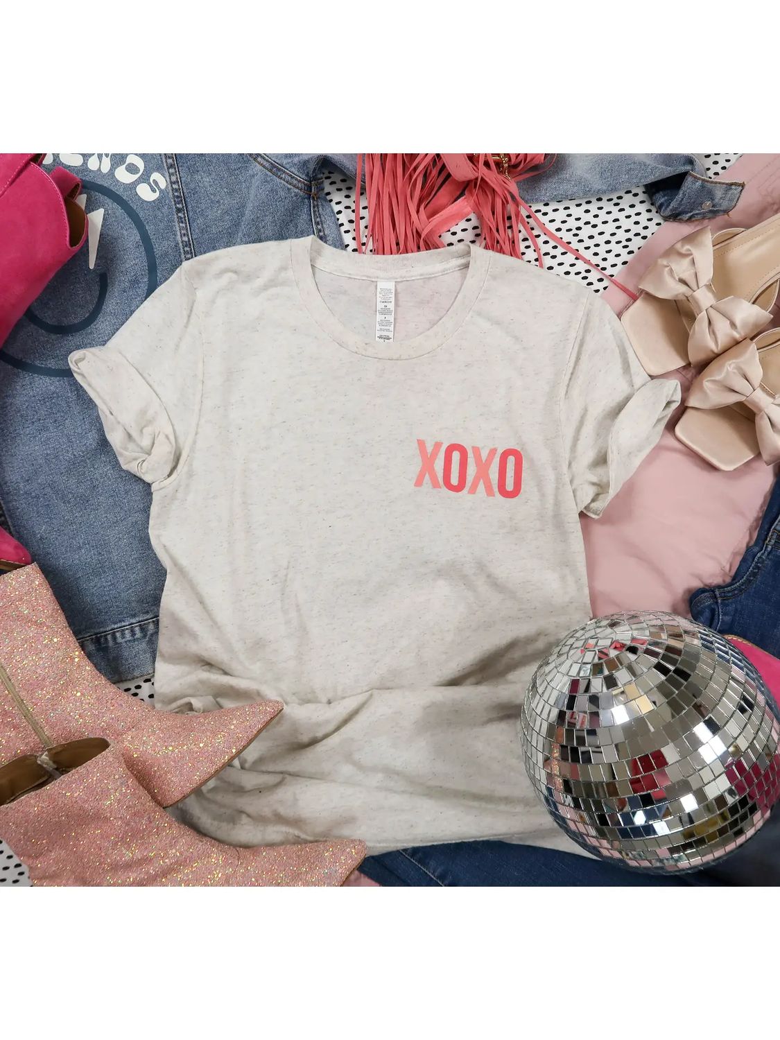 XOXO Tee