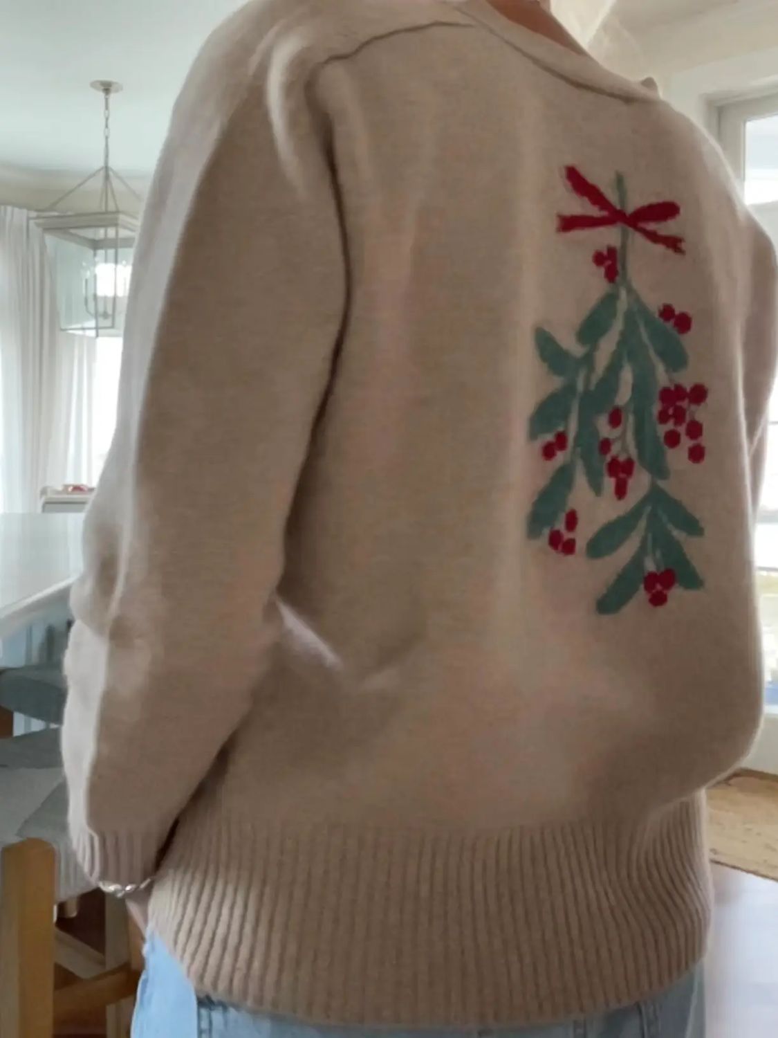 Mistletoe V-Neck Christmas Cardigan