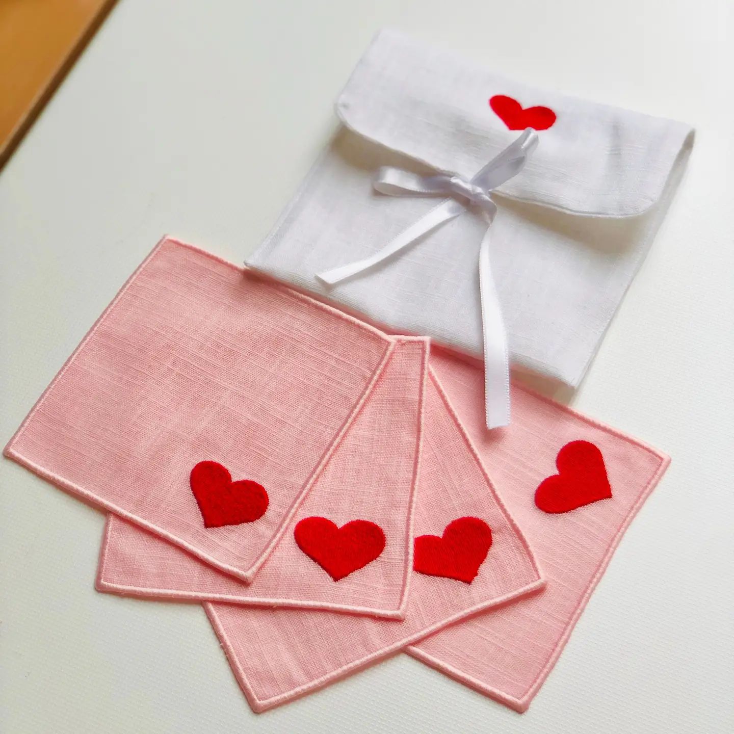 Heart Linen Cocktail Napkins S/4