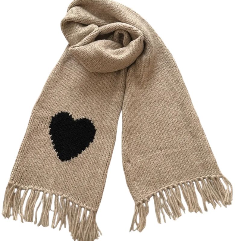 Chunky Heart Scarf
