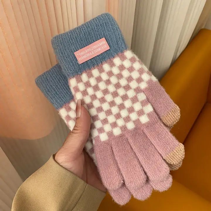 Fashion Plaid Gloves