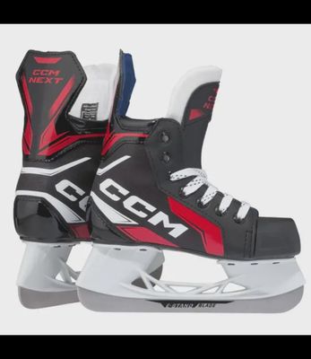 CCM Next Yth Skate Size 10 R