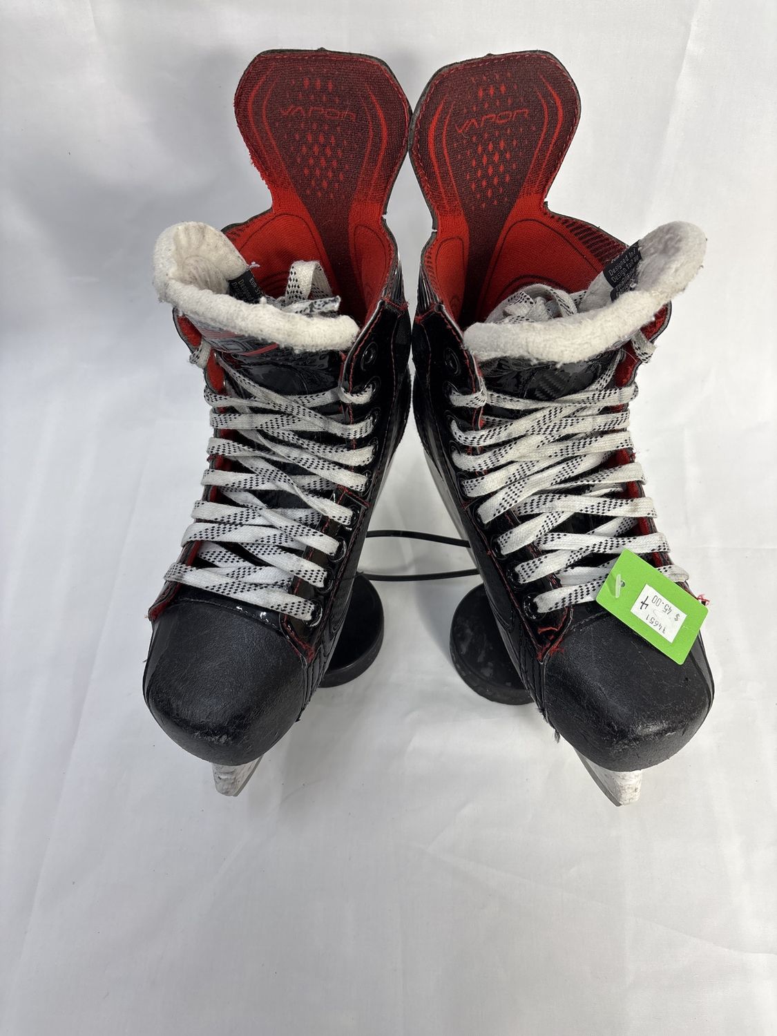 Used Bauer Vapor X2.7 Skates Size 4