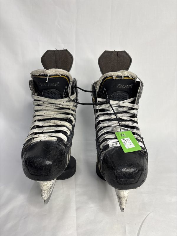Used Bauer Supreme One.7 Skates Size 3.5
