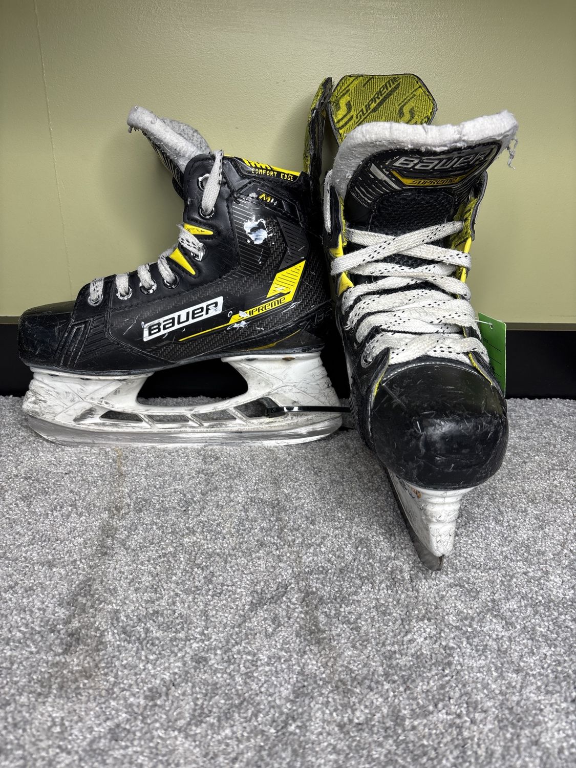 Used Bauer Supreme M4 Skates sz. 3D