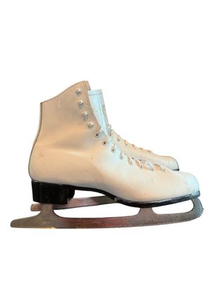 Used Dominion Figure Skates Size 11.5