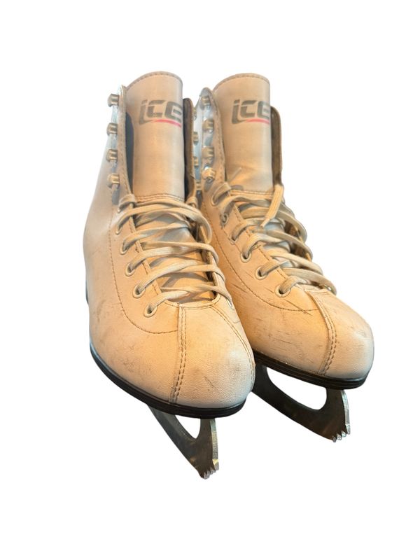 ICE Figure Skate Size 4