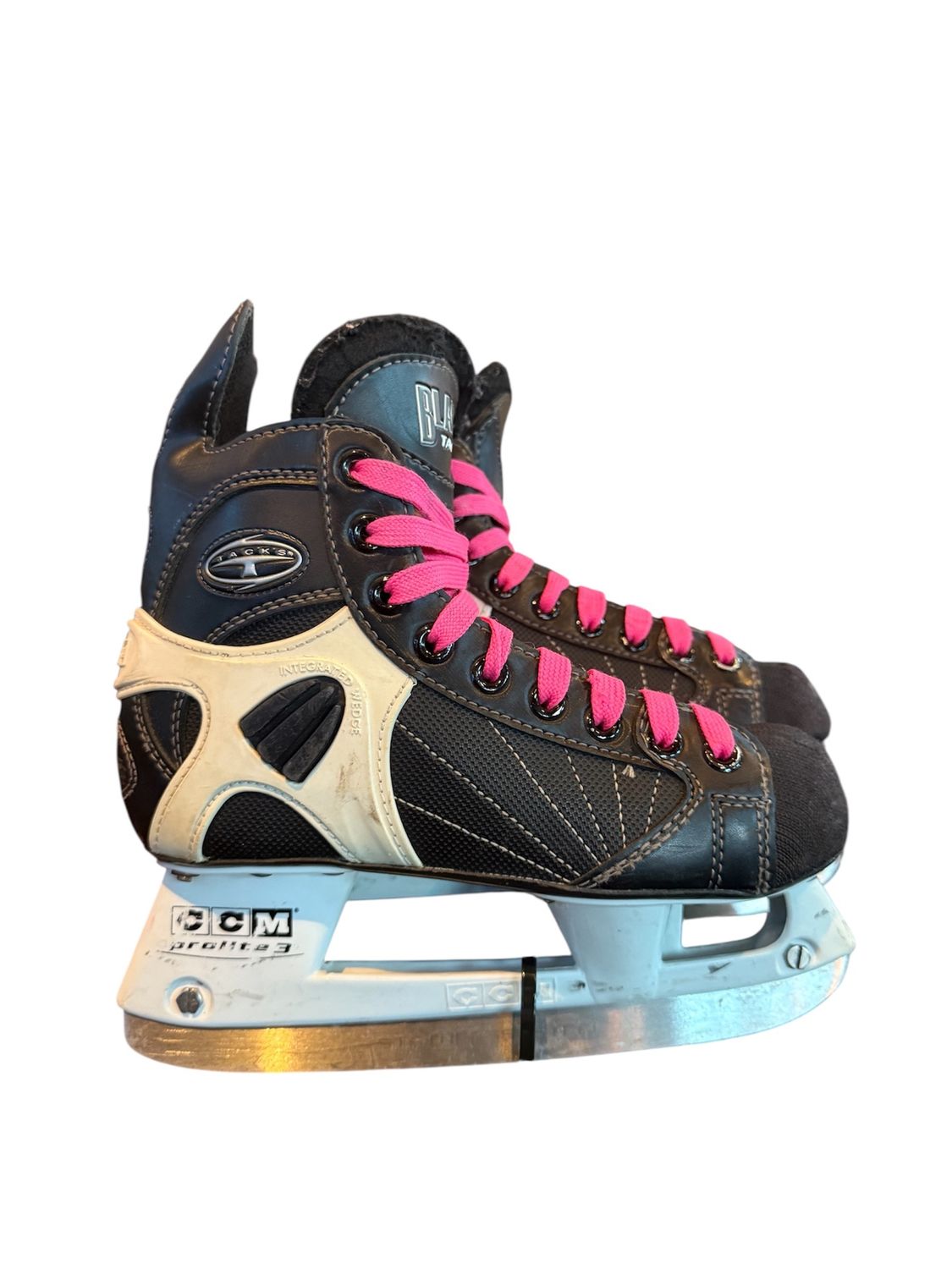 Used CCM Black Tacks Skate sz.2