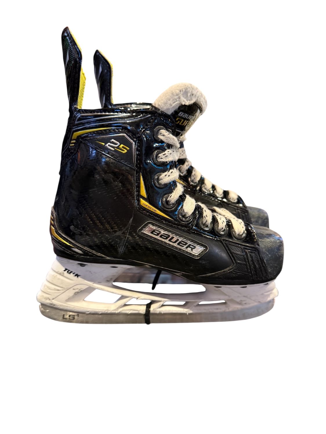 Used Bauer Supreme 2S Skates Size Yth 13 D