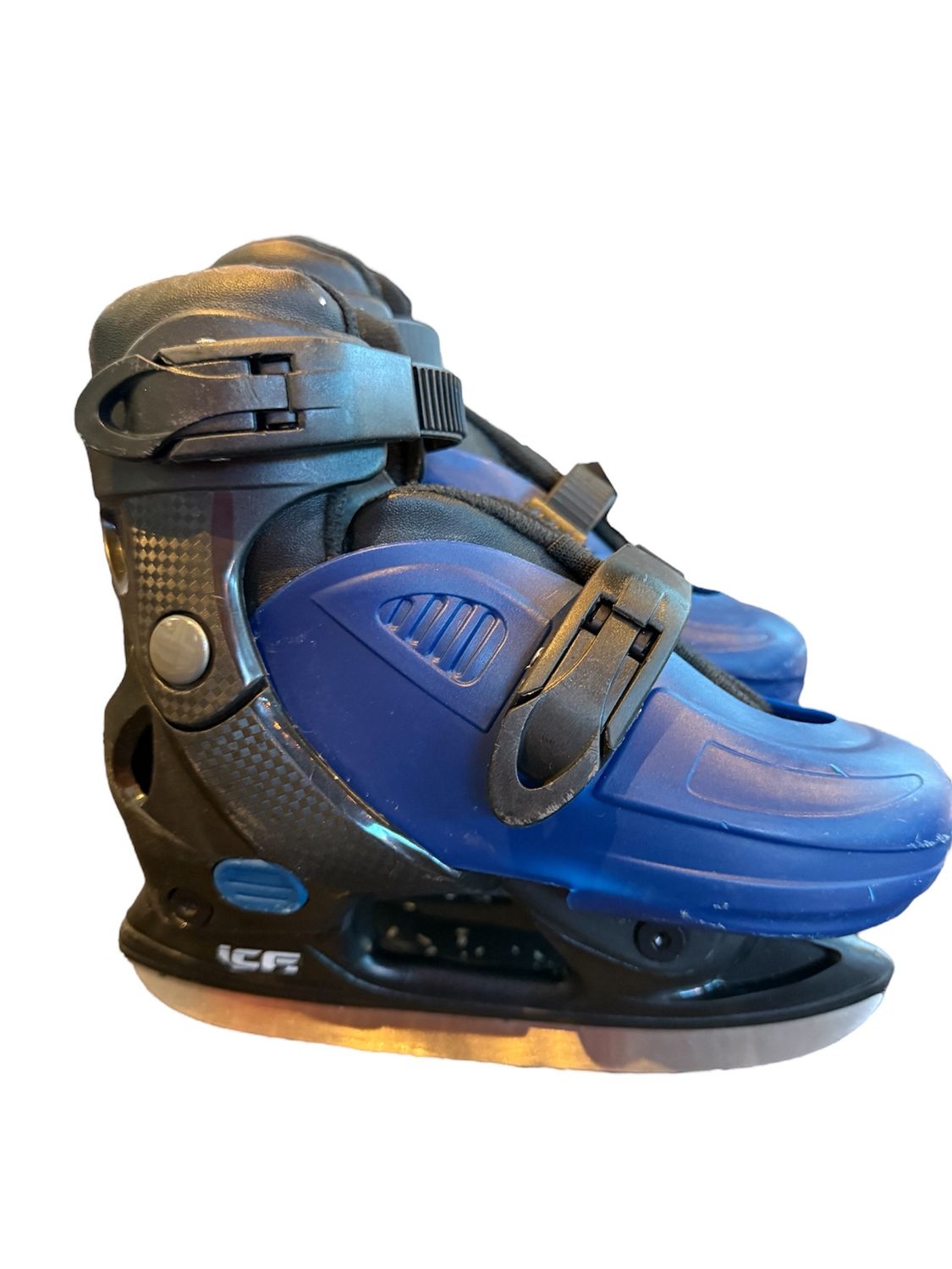 Used Ice Blue / Black Skates Size Y9 - Y12 Used Ice Blue / Black Skates Size Y9 - Y12