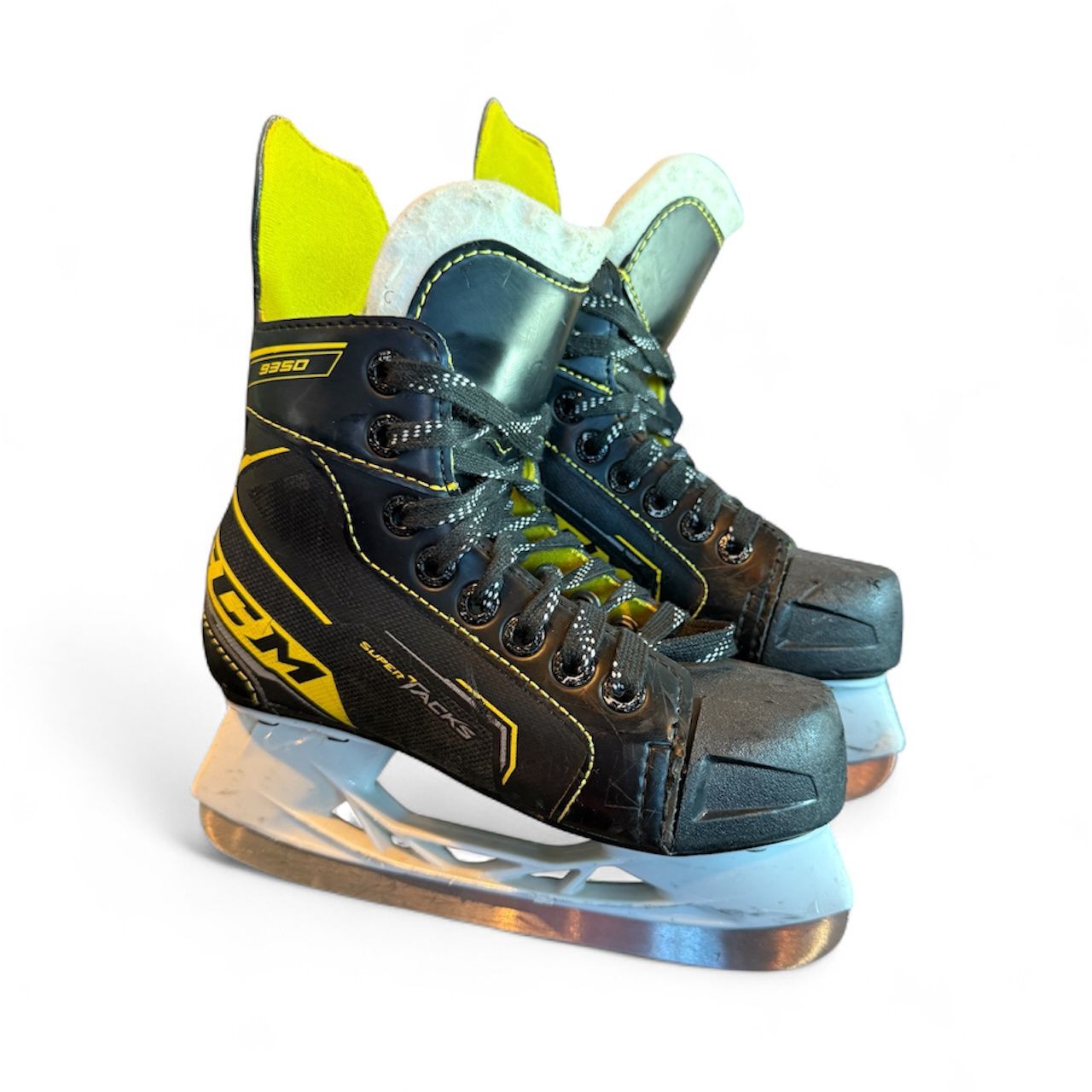 Used CCM Tacks 9350 Skate Size Yth 13 Used CCM Tacks 9350 Skate Size Yth 13