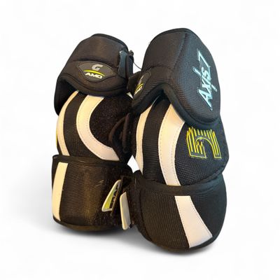 Used Graf Axis 7 Elbow Pads Jr SM